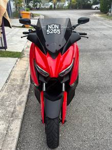 Yamaha XMAX
