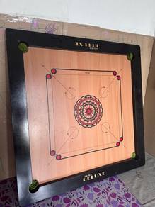 carrom board