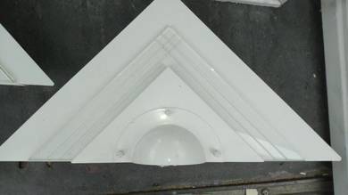 Led wall light fitting