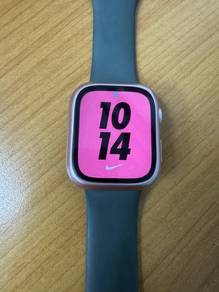 Apple Watch Series 8 (GPS + Cellular) 41mm Case
