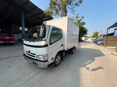 Recond 10 Kaki Toyota KDY231 ( AUTO ) Aluminium Bo