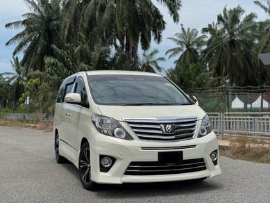 2012 Toyota Alphard 240S