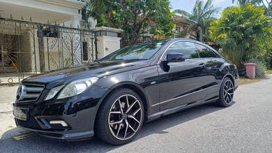 Mercedes Benz E250 250 CGI BlueEFCY AVNTGRDE(CBU) in Petaling Jaya, SGR