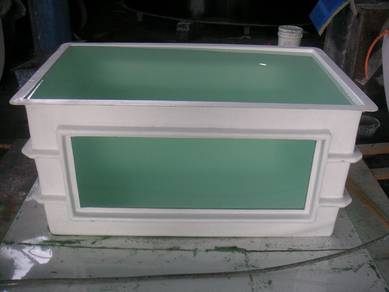 Fiberglass Fish tank / Top Filter ( offer )