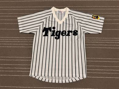 vintage HANSHIN TIGERS v neck rare  M 3600