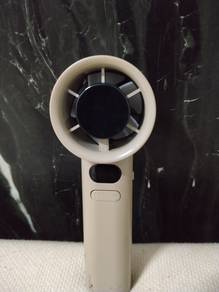 Handheld fan 