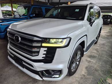 Toyota Land Cruiser ZX in Cheras, KUL