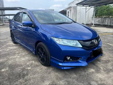Honda City V in Seri Kembangan, SGR
