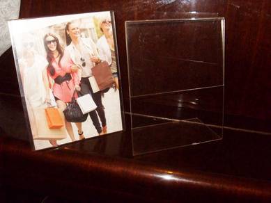 Acrylic Free-Standing Picture Frame