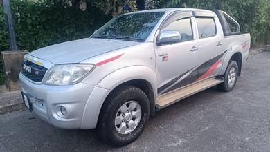 Toyota Hilux G in Kota Kinabalu, SBH