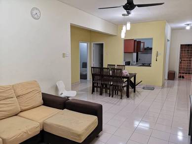 Condominium For Rent in Sri Putramas