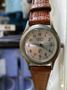 Lady Lexis watch japan