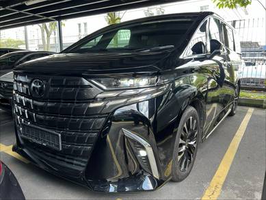 Toyota Alphard EXECUTIVE LOUNGE in KLCC, KUL