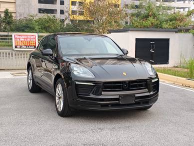 Porsche Macan in Damansara, KUL