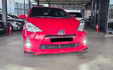 2013 Toyota Prius c TRD SPORTIVO (HYBRID)