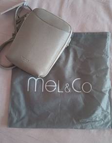 Mel & Co Handbag