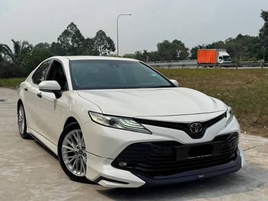 Toyota Camry V in Setia Tropika, JHR