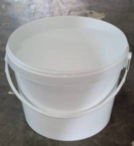 White Pail with Holder Baldi Dengan Pemegang 5L