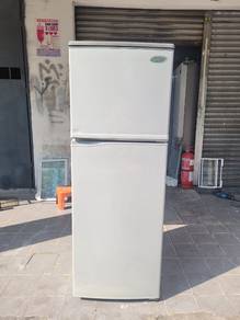 Toshiba fridge refrigerator peti ais peti sejuk 2