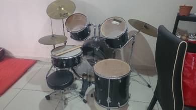 Drums