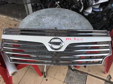 Grill Nissan Elgrand E52 Japan