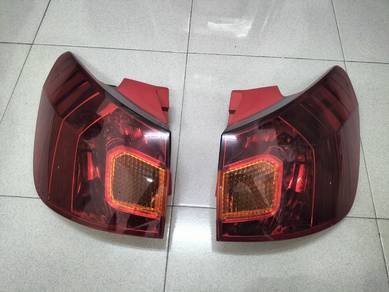 lampu belakang outer caldina ST241 ST 246