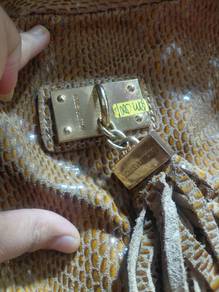 bag untuk dilepaskan 