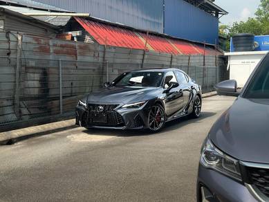 Lexus IS 300 F-SPORT in Kulai, JHR