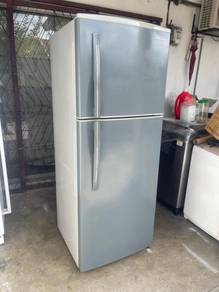 Fridge Hitachi refrigerator peti sejuk peti ais 2