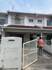 2-storey Terraced House For Sale in Seri Kembangan,SGR