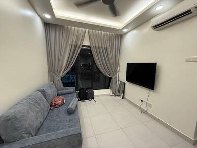 Service Residence For Rent in Majestic Maxim