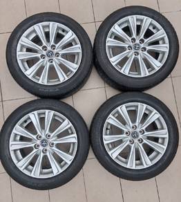 Set of 4 Toyota Alphard Alloy Wheels with Toyo Tir