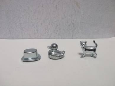 Small Metal Figurines Hat Duck Cat