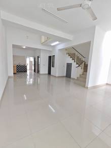 3-storey Terraced House For Sale in Setia Alam,SGR