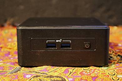Intel NUC 11 Pro Mini PC — Core i5 (NUC11TNHi5)