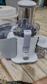 Blender jus buah untuk dilepaskan