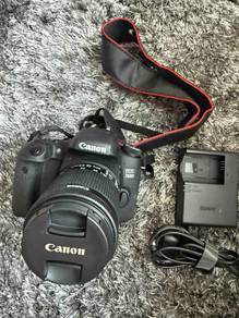 Canon EOS 760D DSLR Camera with 18-55mm Lens & Bag