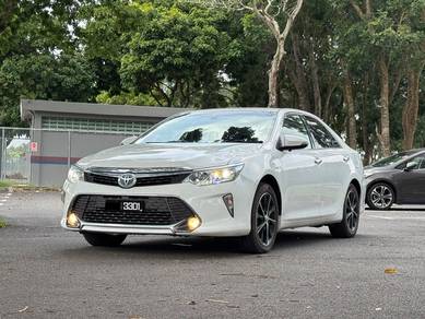 2016 Toyota Camry HYBRID LUXURY