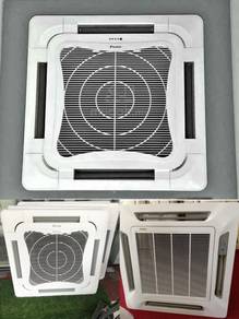 Daikin ceiling cassatte aircond T3868