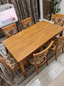 Set meja dan 6 kerusi