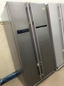 Refrigerator Samsung Side by side Freezer Ice Peti