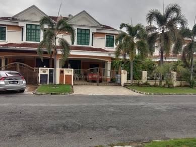 Semi-Detached House For Sale in Sepang,SGR