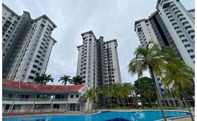 Apartment For Sale in Mewah View Luxurious Apartments