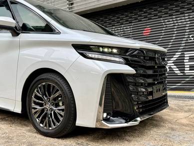 Toyota Vellfire Z PREMIER in Taman Tun Dr Ismail, KUL