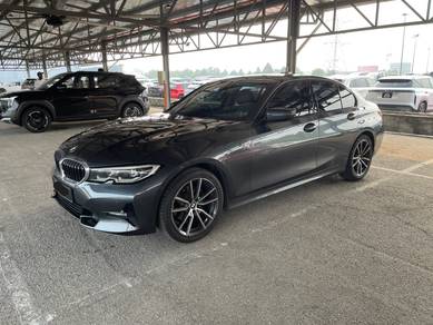 BMW 320i 20i SPORT in Puchong, SGR