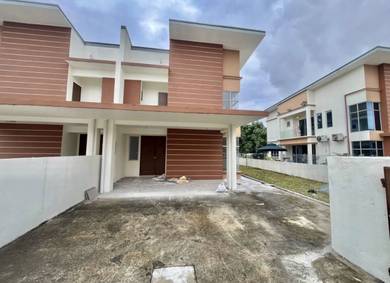 Semi-Detached House For Rent in Kota Kemuning,SGR