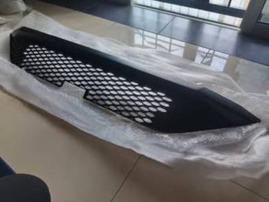 Lower grill honeycomb