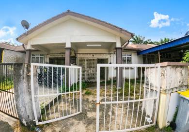 1-storey Terraced House For Sale in Banting,SGR