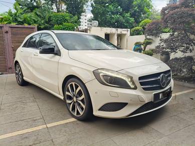 Mercedes Benz A200 200 BlueEFCY (CBU) in Taman Desa, KUL