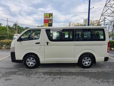 NEW Toyota HIACE 3.0 TURBO (M) L/Roof VAN 14 Seat